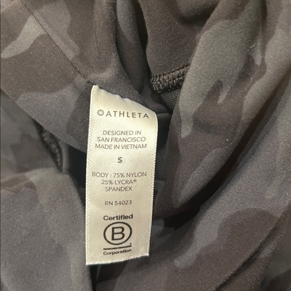 Athleta Salutation Camo Jogger - Picture 6 of 8